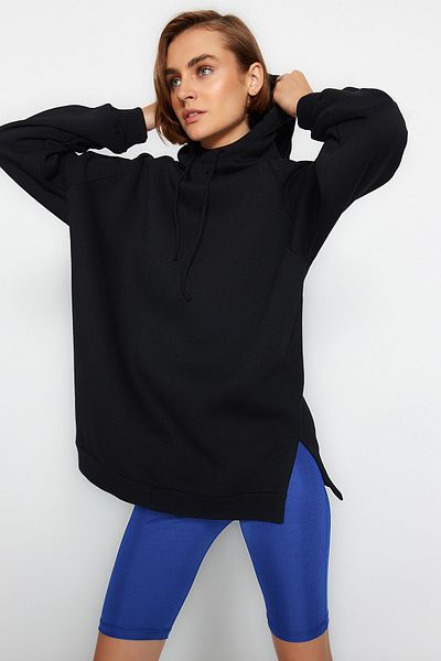 Trendyol Collection Schwarzes Oversize-Sweatshirt aus Rippstrick mit Kapuze TWOAW23SW00439