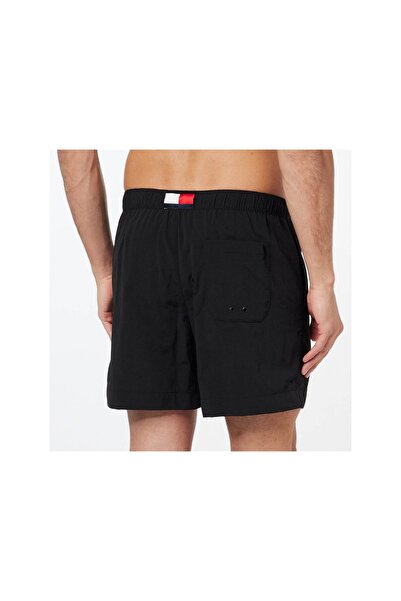 Tommy Hilfiger Banyo modası