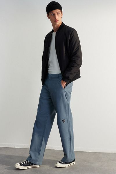 Trendyol Collection Антрацитові брюки преміум-класу вільного крою Деталь етикетки Лімітована серія TMNSS23PL00038