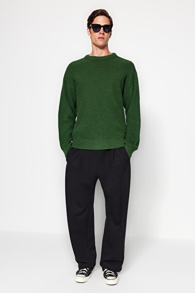 Trendyol Collection Oversize Khaki Knitwear Sweater - Crew Neck, Wide Fit TMNAW23KZ00189