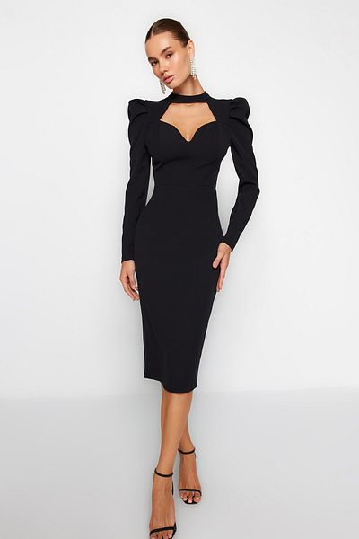 Trendyol Collection Schwarzes, tailliertes, gewebtes, elegantes Abendkleid TPRAW24EL00004