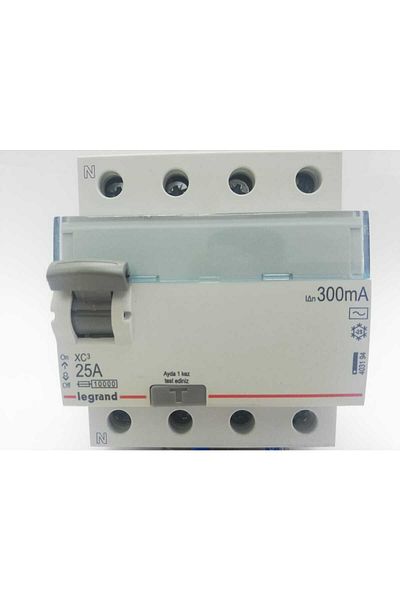Legrand 4X25 Ampere 300Ma Leakage Current Relay 403194