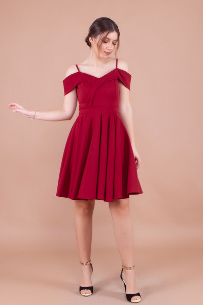 NO48 Bordo Mini Boy Askılı Düşük Omuz Detay Pileli Elbise
