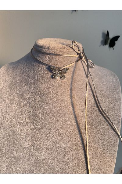 Pinky Lady string butterfly choker necklace