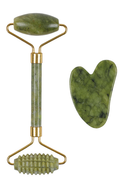 İLTERUS Doğaltaş Tırtıklı Yeşim Face Roller Ve Yeşim Kalp Gua Sha Set