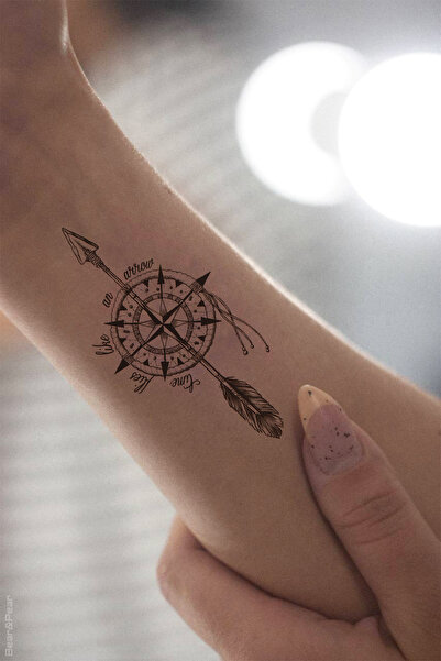 BP Tattoo Pusula ve Ok Dövmesi