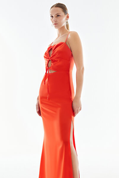 adL Night Zoom Önü Bağlamalı Dekolteli Saten Elbise