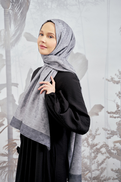 ARMANDA Zincir Monogram Şal - Yeni Trend Renkli Şal Scarf Hijab - Füme