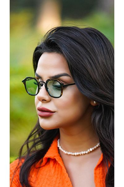 TomyHelf Women's Sunglasses Vintage Rectangular Frame Unisex