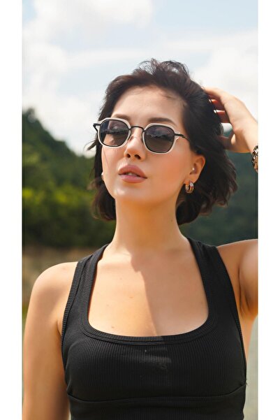 TomyHelf Kadın Güneş Gözlüğü Uv400 Korumalı Dikdörtgen Şeffaf Çerçeceli Unisex