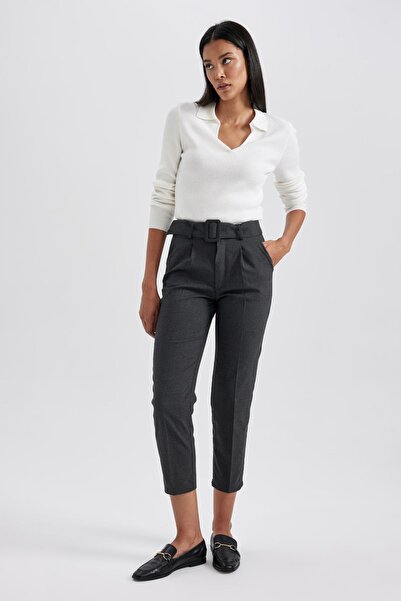 DeFacto Pantolon Slim Fit Dar Kesim Yüksek Bel Kemerli Cepli Y4197az23au