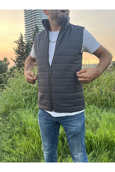 MEYASU Men's Navy Blue Lined Water and Windproof Quilted Comfortable Cut Puffer Vest