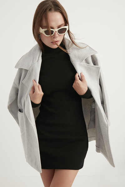 MEECY Dámský bílý oversize krátký kabát rybí kosti