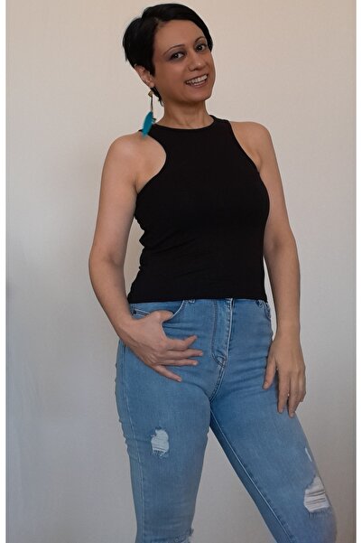 Mertcan Butik Μαύρο μπλουζάκι από χτενισμένο βισκόζη με λεπτομέρεια παραθύρου...