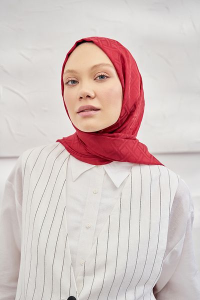 ARMANDA Italian Jacquard Geometric Pattern Shawl - New Jacquard Trend Shawl Scarf - Red