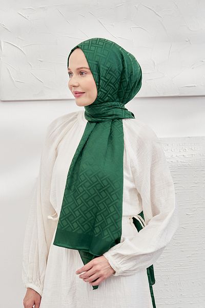 ARMANDA Italian Jacquard Geometric Pattern Shawl - New Jacquard Trend Shawl Scarf - Emerald
