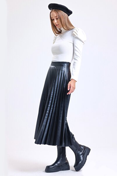 MD trend Women's Black Pleated Side Zipper Premium Leather Skirt