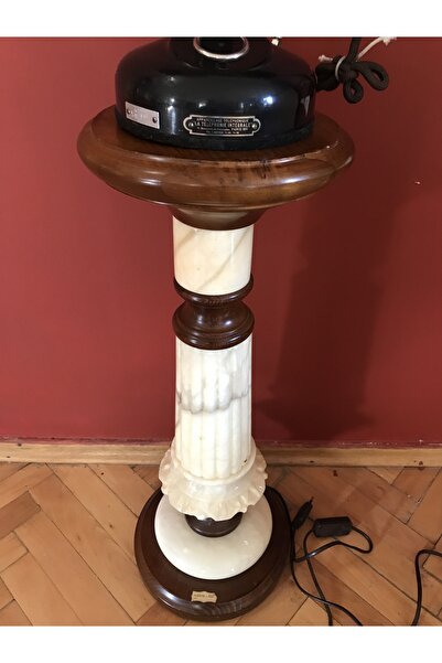 Genel Markalar Fransız albatre mermer ve ahşap tan lambalı sehpa 63 cm yüksekliğinde