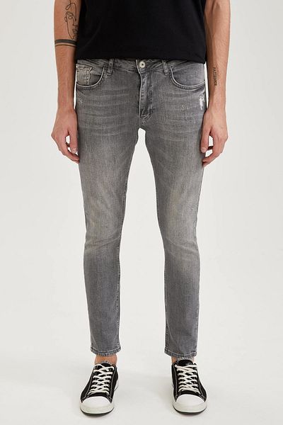 DeFacto Carlo Skinny Fit κανονική μέση στενό τζιν παντελόνι με λεπτομέρεια σκισμένο στα πόδια