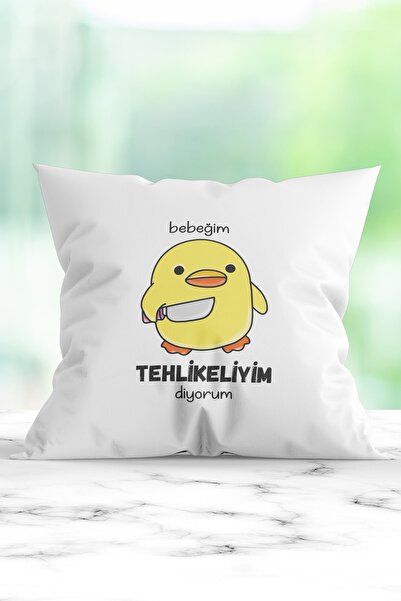 WixelArt Beyaz Bebeğim Tehlikeliyim Diyorum Baskılı Yastık