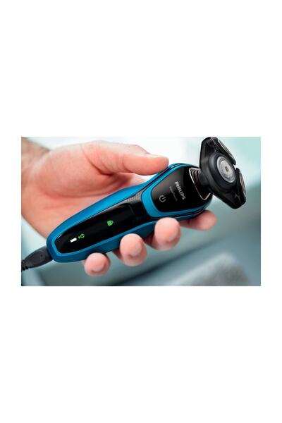 Philips 5000 Serisi S5050/06 AquaTouch Islak Kuru Tıraş Makinesi