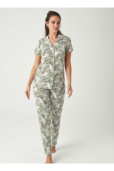 Mod Collection Women's Green Tropical Pattern Front Buttoned Shirt Pajama Set