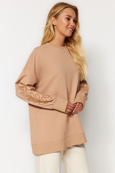 Trendyol Modest Κέντημα με λεπτομέρειες Camel Oversize φούτερ - TCTAW24TW00009
