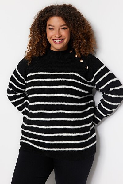 Trendyol Curve Пуловер от плетиво със златни копчета на черни райета TBBAW24AN00040