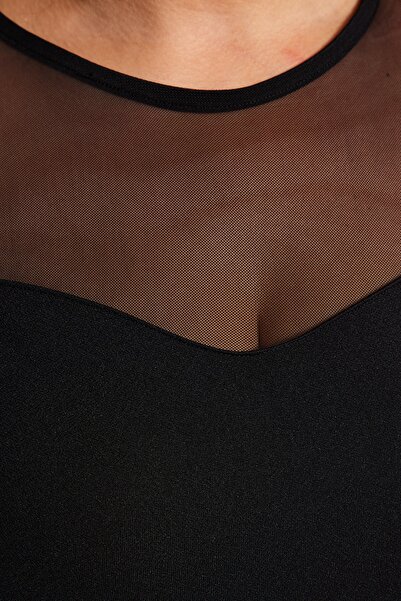 Trendyol Curve Чорна блузка з коміром-сердечком Tul Detailed Orme Блузка TBBAW24AF00015