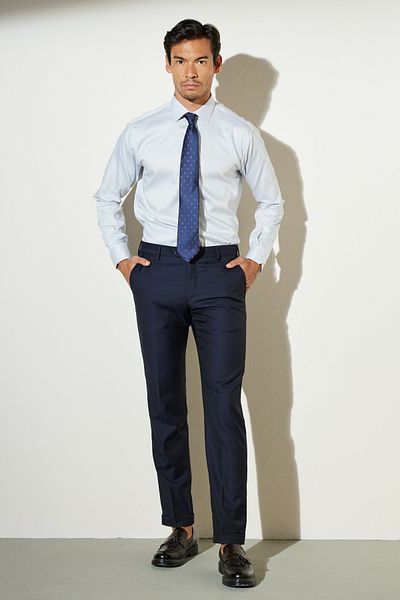 BROOKS BROTHERS Schwarz-weißes Herrenhemd mit bequemer Passform und klassischem Kragen aus 100 % Baumwolle