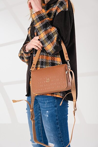 Just Polo حقيبة يد وكتف مطبوعة منقوشة بلون أسمر مكونة من 5 أقسام - إغلاق بسحاب 4036-pls -GZD-