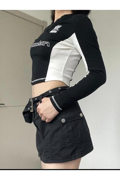 DEEFWEAR Y2k V-neck crop top