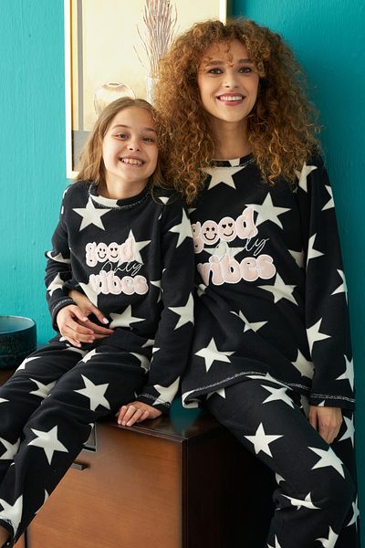 Siyah İnci Bottom-Top Polar Embroidered Pajama Set