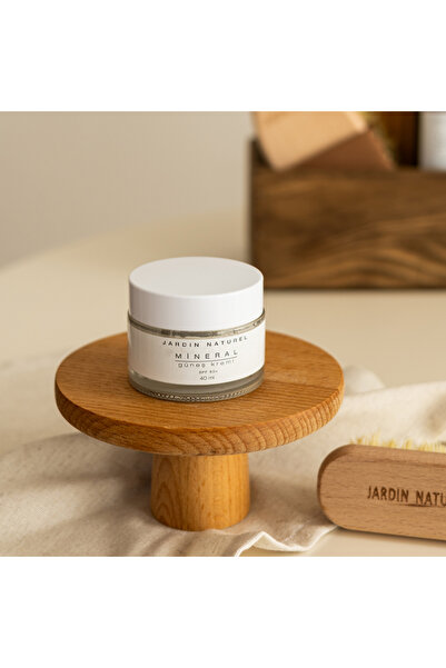 Jardin Naturel عامل حماية من الشمس SPF 50+ واقي من الشمس معدني