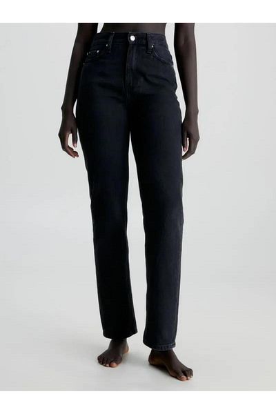 Calvin Klein Mom Jean