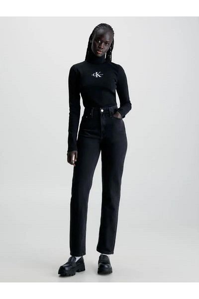 Calvin Klein Mom Jean