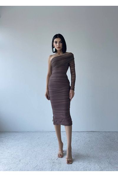 conconmoda Μονόμανικο μαύρο φόρεμα από τούλι