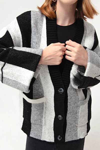 Lafaba Women's Black Charmed Button Detailed Knitted Cardigan