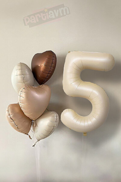 PARTİAVM مجموعة ترحيب باللون البني على شكل قلب مع بالونات أرقام كريمية