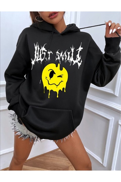 Sebesta Fashion سويت شيرت كبير الحجم بغطاء للرأس مطبوع باللون الأسود للجنسين ...