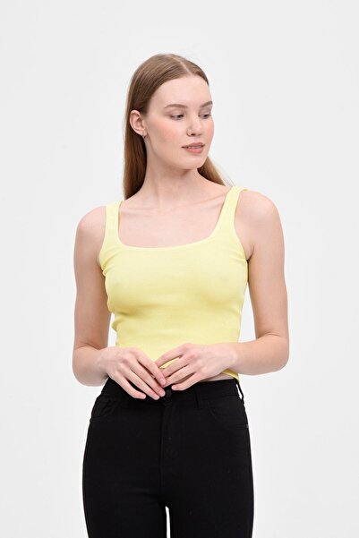 Fanori Woman Fitted/Vücuda Oturan Crop Kare Yaka Fitilli Esnek Sarı Örme Atlet