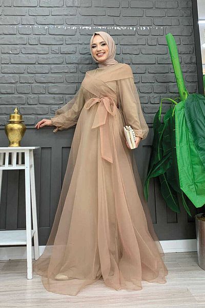 Bym Fashion Abendkleid aus Tüll mit Schulterstreifendetail und Taillenschnürung 3964 Nerz