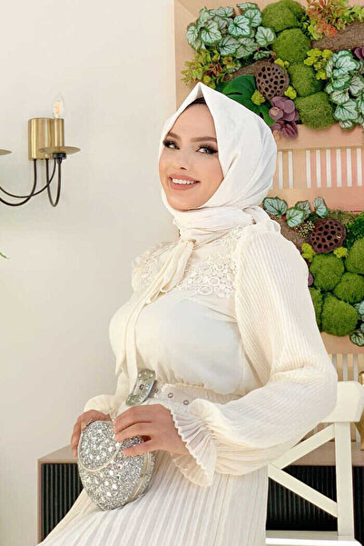 Bym Fashion Pleated Shoulder Part Lace Look Collar Detail Dress 3726 Ecru