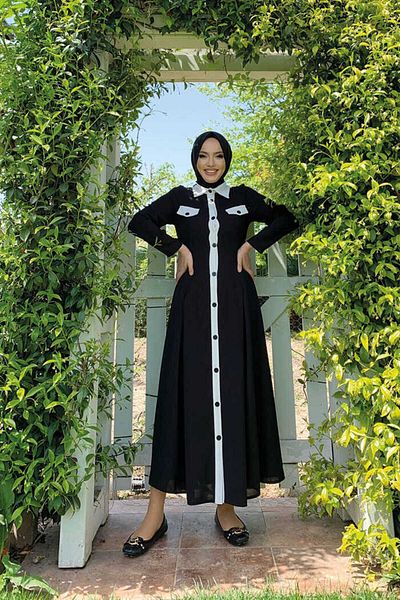 Bym Fashion Ferace-Kleid mit geknöpfter Tasche und detailliertem Ausschnitt, 7824, Schwarz
