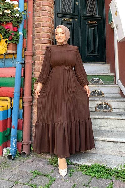 Bym Fashion Φόρεμα σιφόν με πλισέ λουκ με ζώνη 3628 καφέ