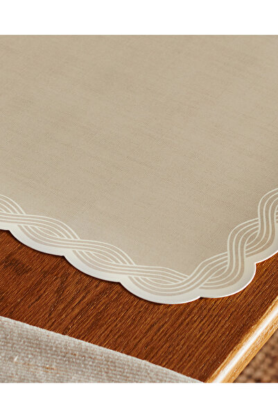 Madame Coco Rosalie American Service