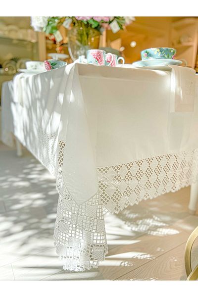 Gül Güler Perilla Lace Tablecloth