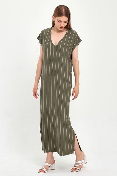 ALEXANDERGARDI SLIT V-NECK DRESS (B23-229)