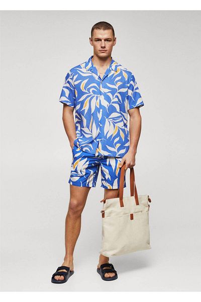MANGO Man Badeshorts mit tropischem Muster