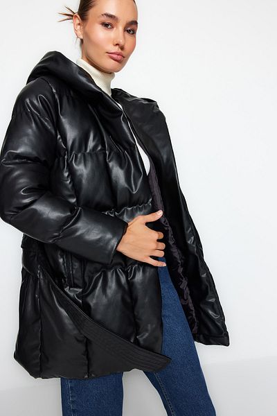 Trendyol Collection Black Premium Hooded Belted Puffer Jacket TWOAW24MO00231
